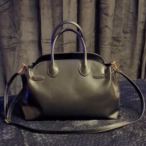 Elegant Black Leather Handbag